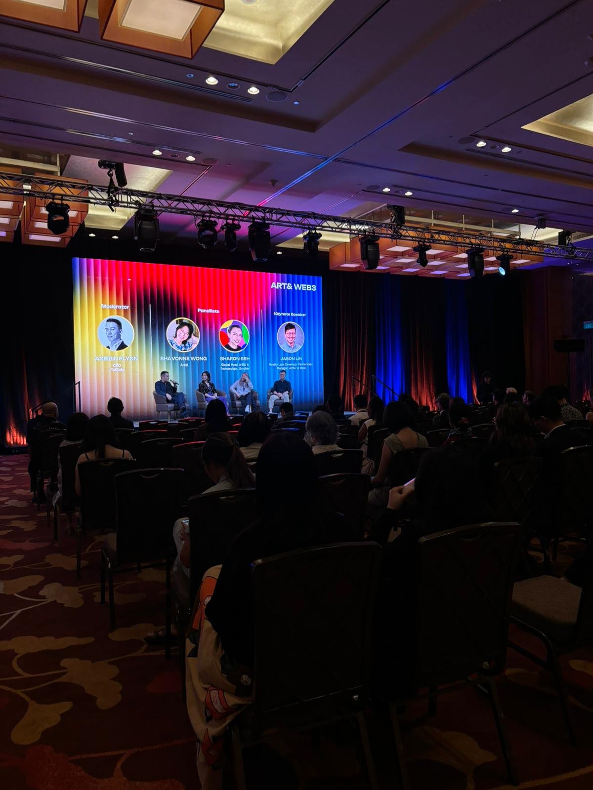 Shavonne Wong 在 Marina Bay Sands ART& Summit 2024 的 Art & Web3 论坛上发言。